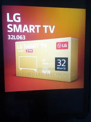 32 Inches Sharp Contrast Ultra Uhd Screen Transition