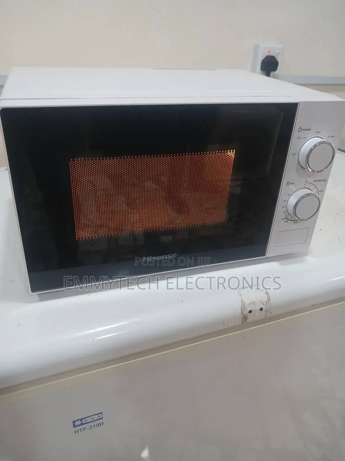 Hisense Microwave 20l