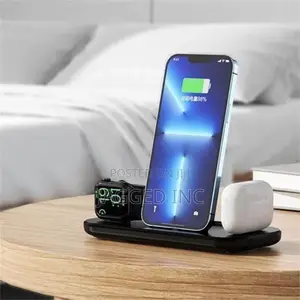 A32 Wireless Charger 3 in 1 Charging Station for iPhone 13/12/11 Pro