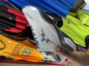 Tennis Shoe ( 003 )