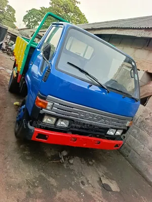 Toyota Dyna 200 2rz Petrol Engine