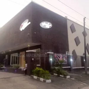 For Sale : Functional Club Lounge in Port Harcourt