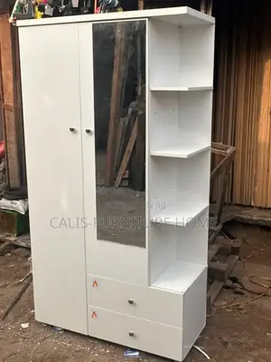 6ft X 4ft Wardrobe. White Color With Mirror