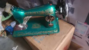 Original Crown Manual Sewing Machine India Product