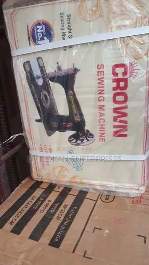 Original Crown Manual Sewing Machine India Product