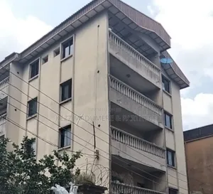 8bdrm Block of Flats in Imo Avenue Ext, Aba, Port-Harcourt for sale