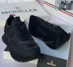 Original Moncler Luxury Men's Sneakers Well Banded Package