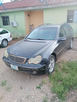 Mercedes-Benz C200 2004 Blue