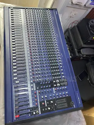 Yamaha Mg32 Channels Mixer Console Yamaha