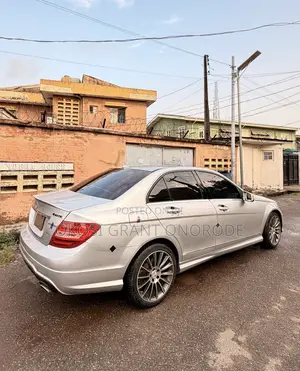 Mercedes-Benz C300 Luxury 4Matic Sedan AWD (3.5L 6cyl 7A) 2014 Silver