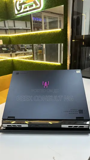 Laptop Acer Predator Helios 18 PH18-71 32GB Intel Core i7 SSD 1T