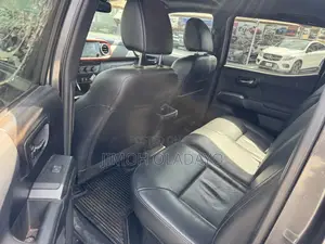 Toyota Tacoma TRD Sport 2019 Gray