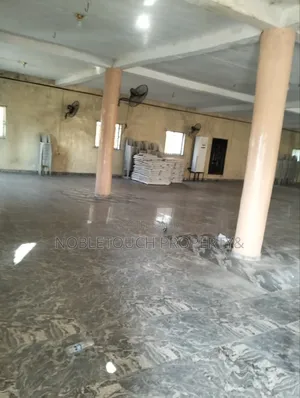 Commercial Building Along the Major Road for Lease