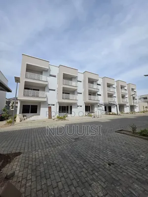 4bdrm Duplex in Utako for sale