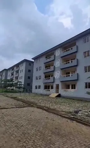 3bdrm Apartment in In A Gated And, Ipaja for sale