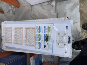 150w Brand New Akt Solar Street Light