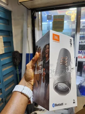 JBL Flip 6 (30 Watts) – Loud, Clear Durable Outdoor Speaker