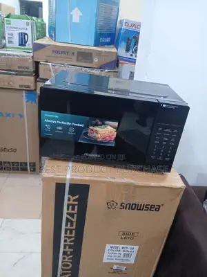 Hisense 20 Liters Microwave Oven - Black Mirror Finish, Super Clean