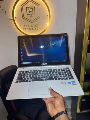 Laptop Asus N80VC 8GB Intel Core i3 HDD 500GB