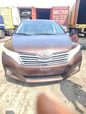 Toyota Venza AWD 2012 Brown