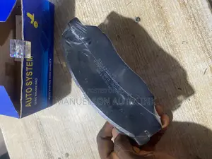 Front Brake Pad Hyundai Santa Fe Tucson Elantra Sonata Veracruz Kia