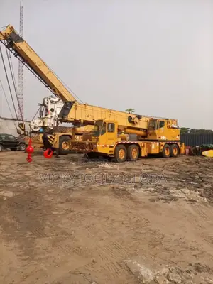 Heavy Duty Overload Crane (90ton) for Hire