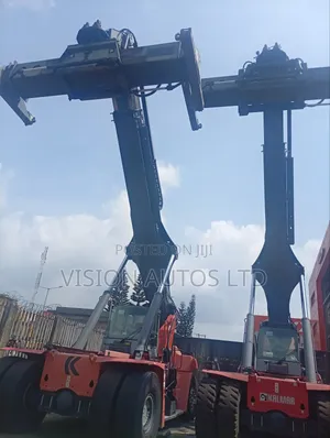 Container Handler
