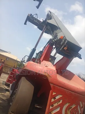 Container Handler