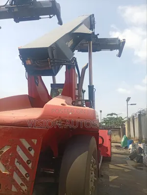 Container Handler