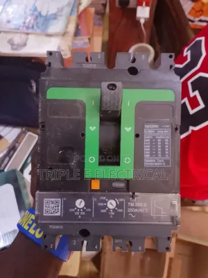 250a 3 Pole Schneider Circuit Breaker