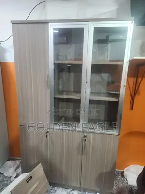 1.8mm Executive Table and Shelve