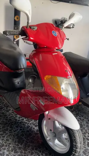 Daelim S-Five 2009 Red