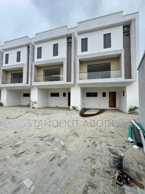4bdrm Duplex in Inside An Estate, Ikate for sale