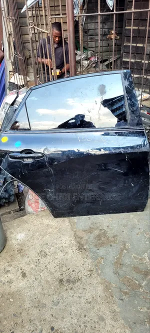 Toyota Back Door Avalon 2020