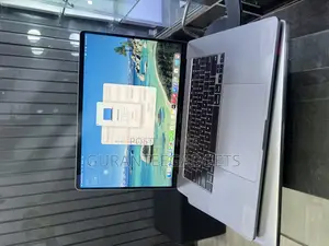 Laptop Apple MacBook Pro 2019 16GB Intel Core i9 SSD 1T