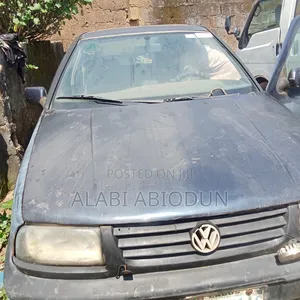Volkswagen Vento 1998 Blue