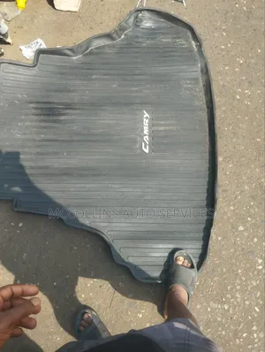 Original Follow Come Camry 2013 / 2014 Boot Carpet / Mat