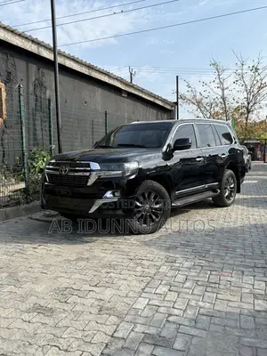 Toyota Land Cruiser 4.0 V6 GX-R 2014 Black