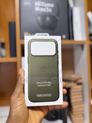 iPhone Techwoven Case With Magsafe