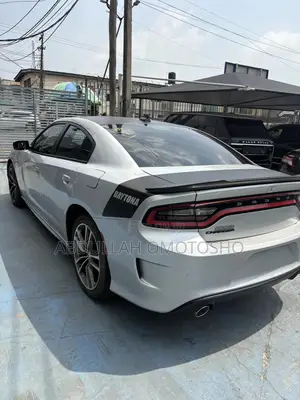 Dodge Charger R/T RWD 2019 Silver