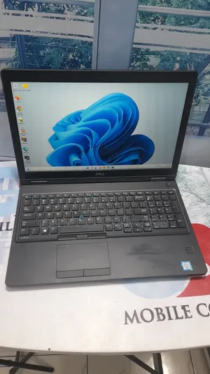 Laptop Dell Latitude 5580 16GB Intel Core i7 SSD 256GB
