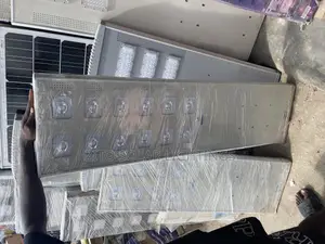 150w Brand New Wakatek Solar Street Light Very Good