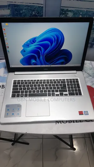 Laptop Dell Inspiron 17 5755 16GB Intel Core I7 SSD 256GB