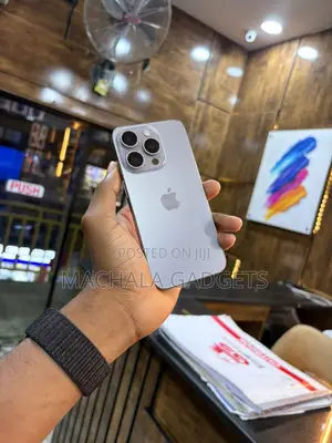 Apple iPhone 15 Pro 128 GB Silver