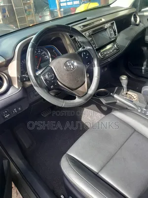 Toyota RAV4 Limited 4dr SUV AWD (2.5L 4cyl 6A) 2015 Gray