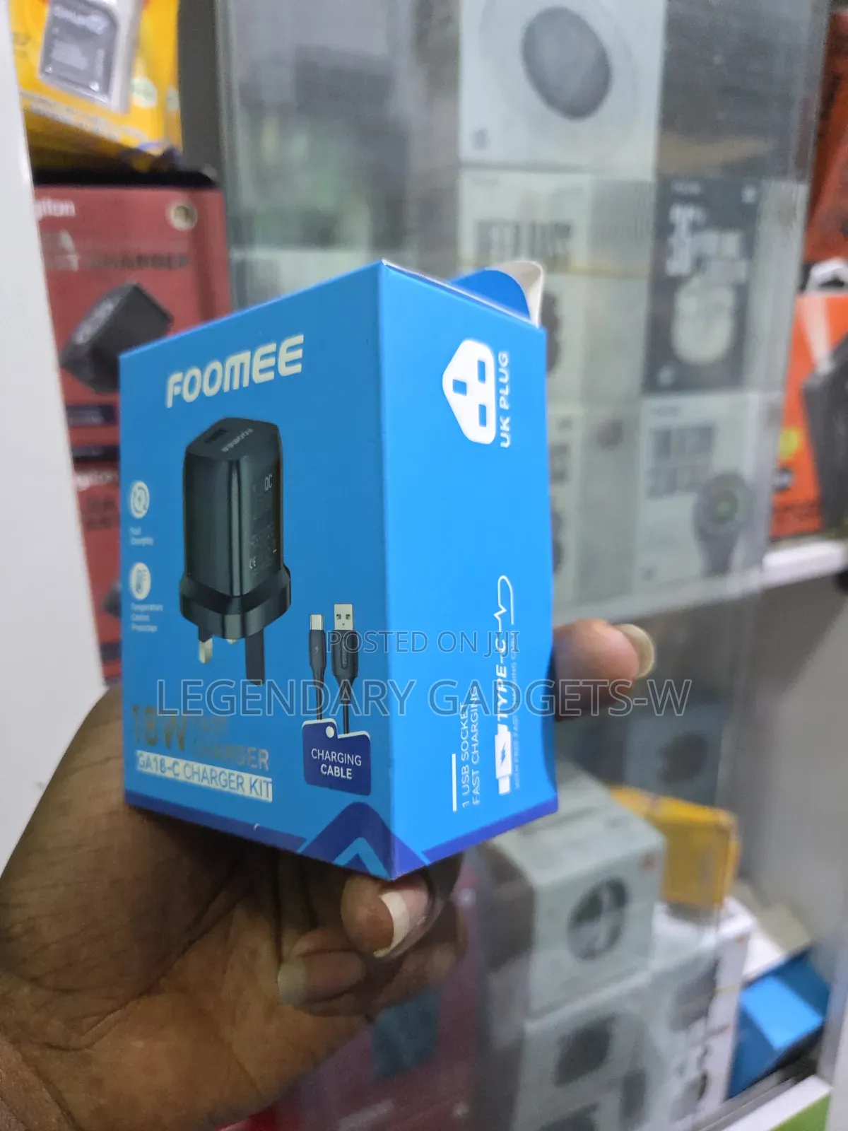 Foome 18w Charger With Cable Type-c