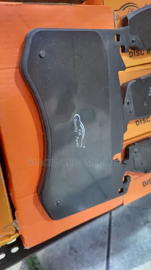 Set Front Brake Pads Range Rover Sport 2018