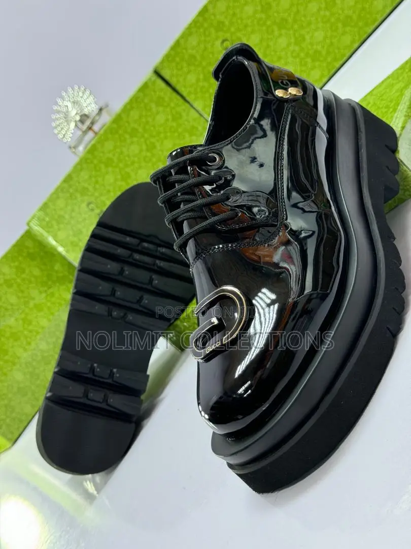 Classy Gucci Double Sole Leather Derby Shoe