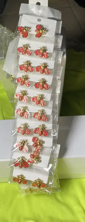 Bee Statement Earring Soft and Chic Wine, Peach, Red, Mint, White