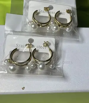 Miss Confident Earrings